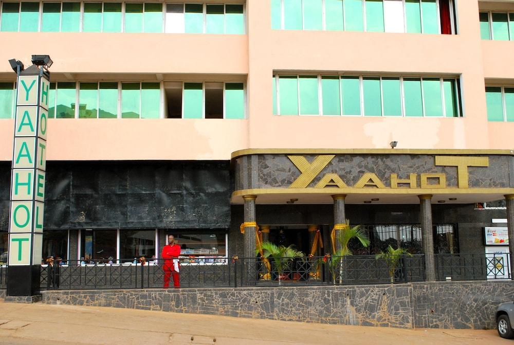 ホテル ヤーホット Yaoundé エクステリア 写真